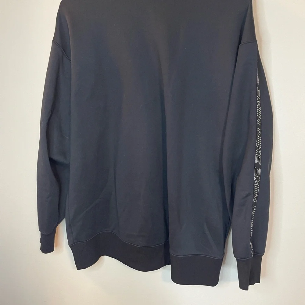 Nike women’s black oversized repeat logo taped sweatshirt size small - Picture 4 of 6
